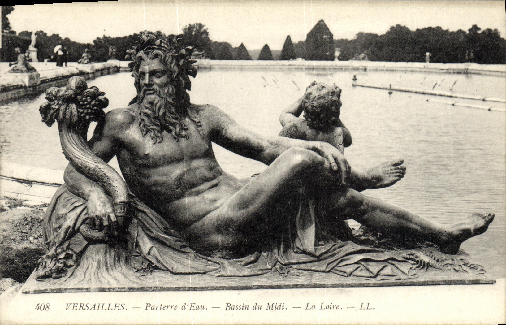 CPA Versailles Parterre d Eau Bassin du Midi La Loire