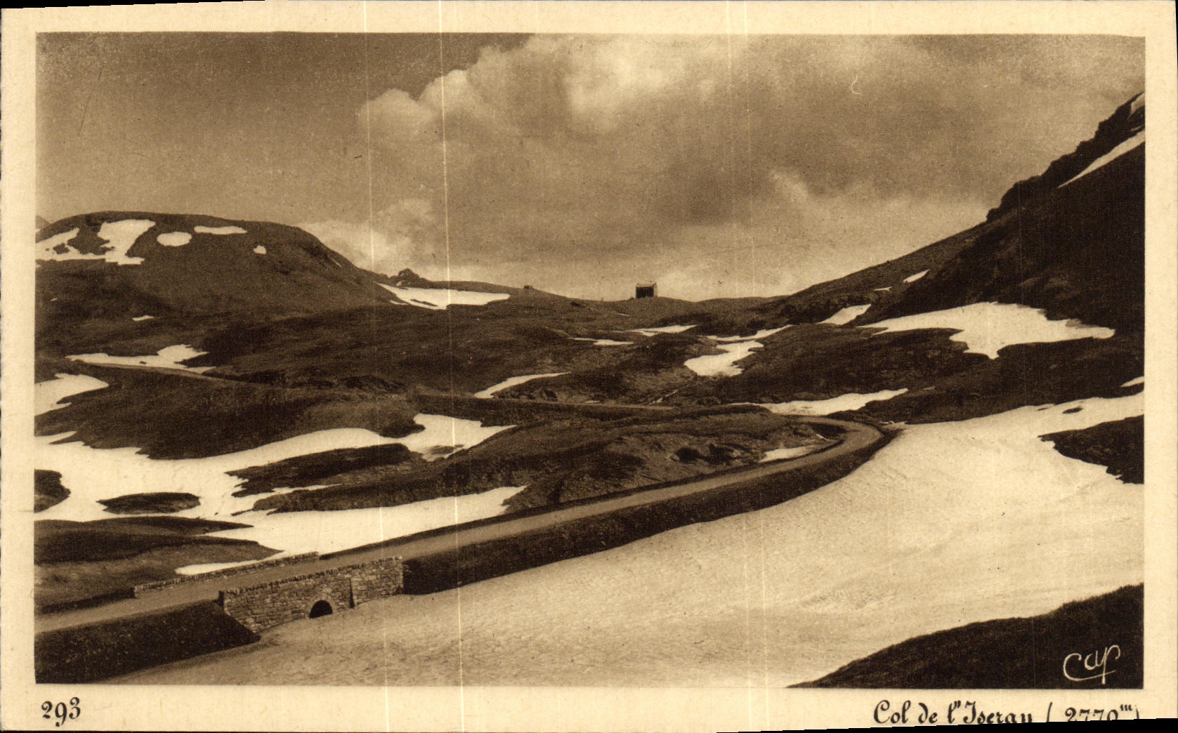 VINTAGE POSTCARD Collar of L Iseran