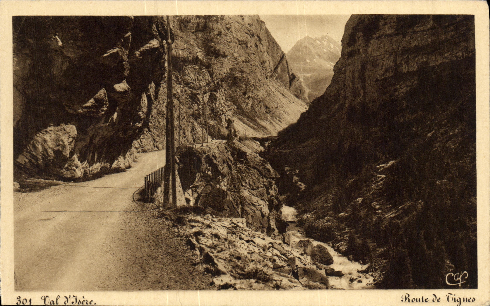 CPA Val I Isere Route de Tignes 