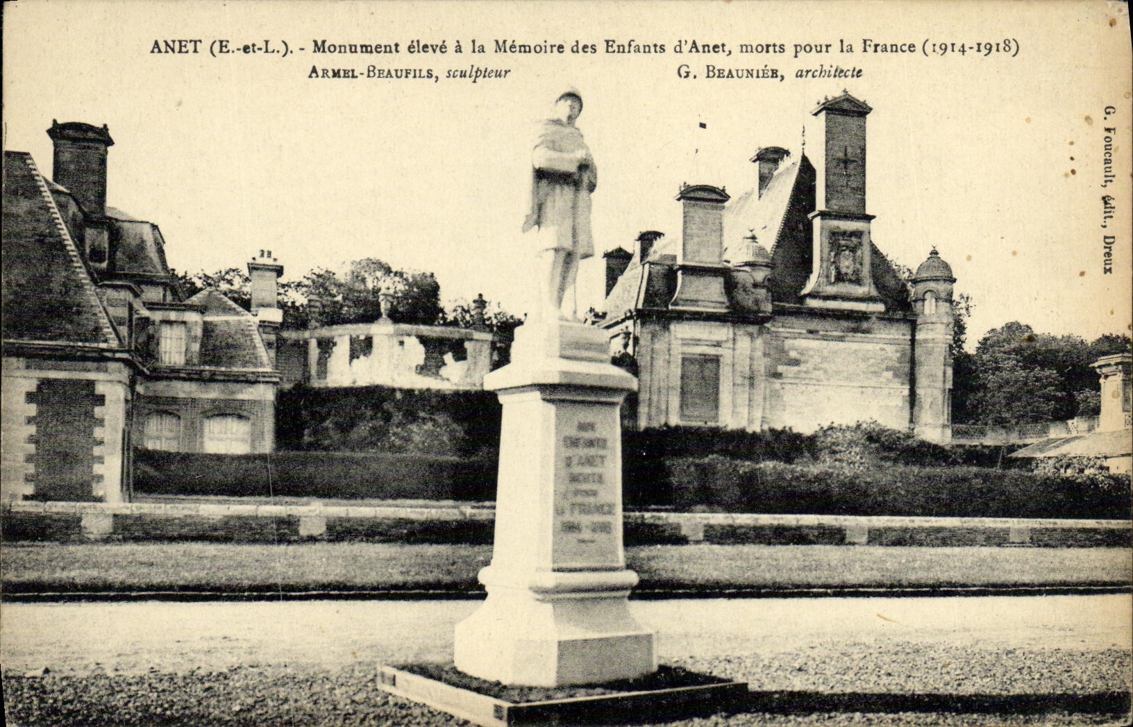 CPA Anet Monument eleve a la Memoire des Enfants
