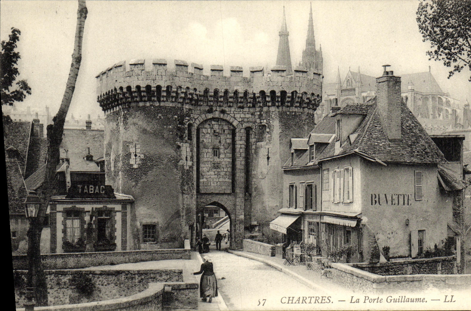 CPA Chartres La Porte Guillaume Buvette
