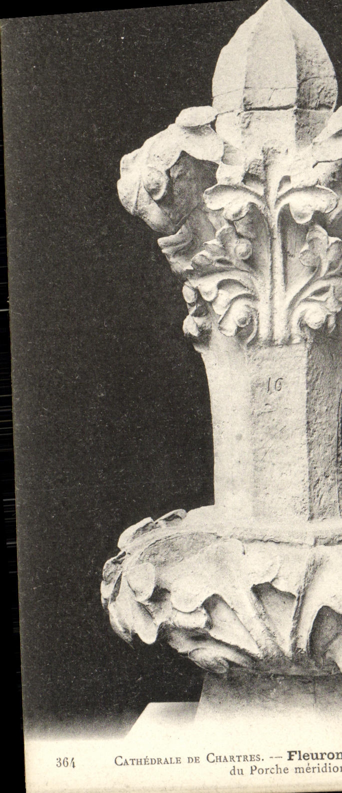 CPA Cathedrale de Chartres Fleuron terminant un pinacle du porche meridional