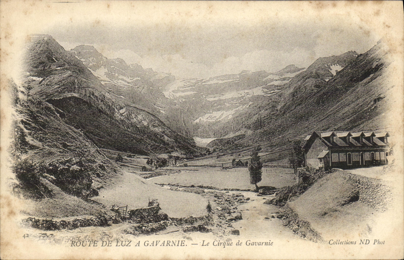 CPA Route De Luz A Gavarnie Le Cirque de Gavarnie