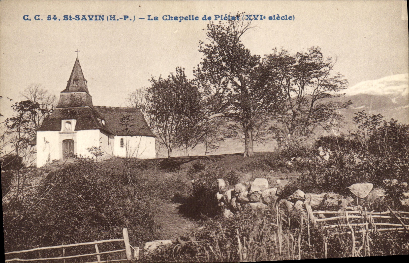 VINTAGE POSTCARD St Savin La Chapelle of Pletat