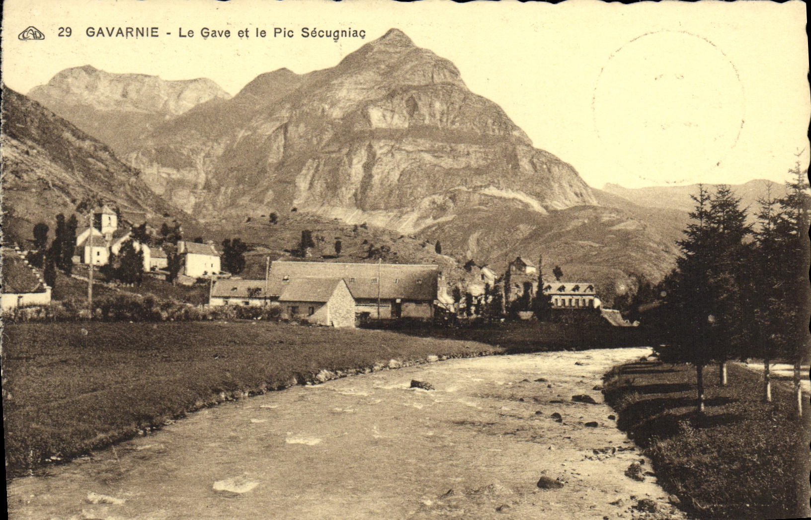 VINTAGE POSTCARD St Savin Gave and the Peak Secugniac