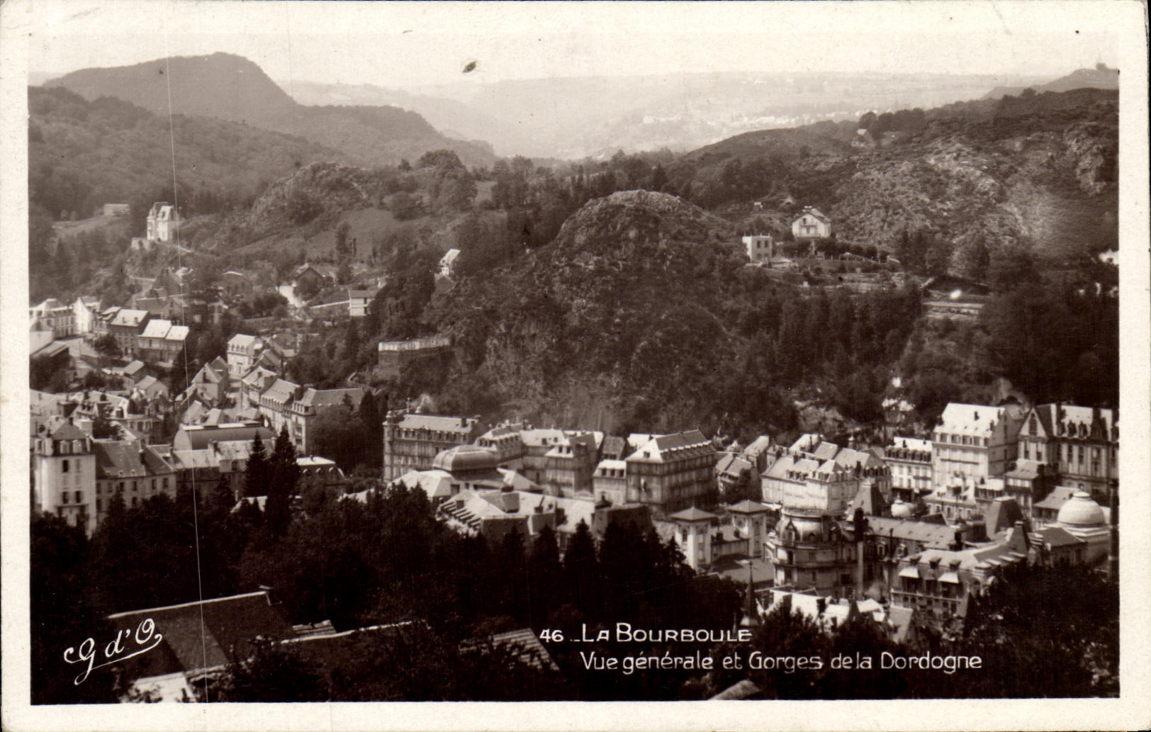 CPA La Bourboule Vue Generale et Gornes de la Dordogne