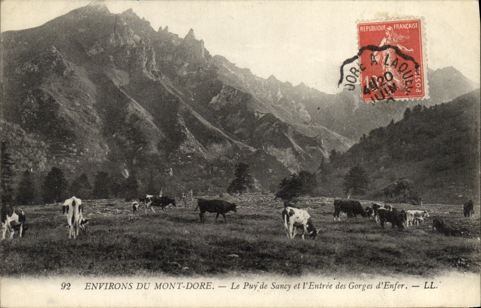 VINTAGE POSTCARD surroundings of the Mount Gild Puy de Sancy and L Entered of the Falls D Vaches hell