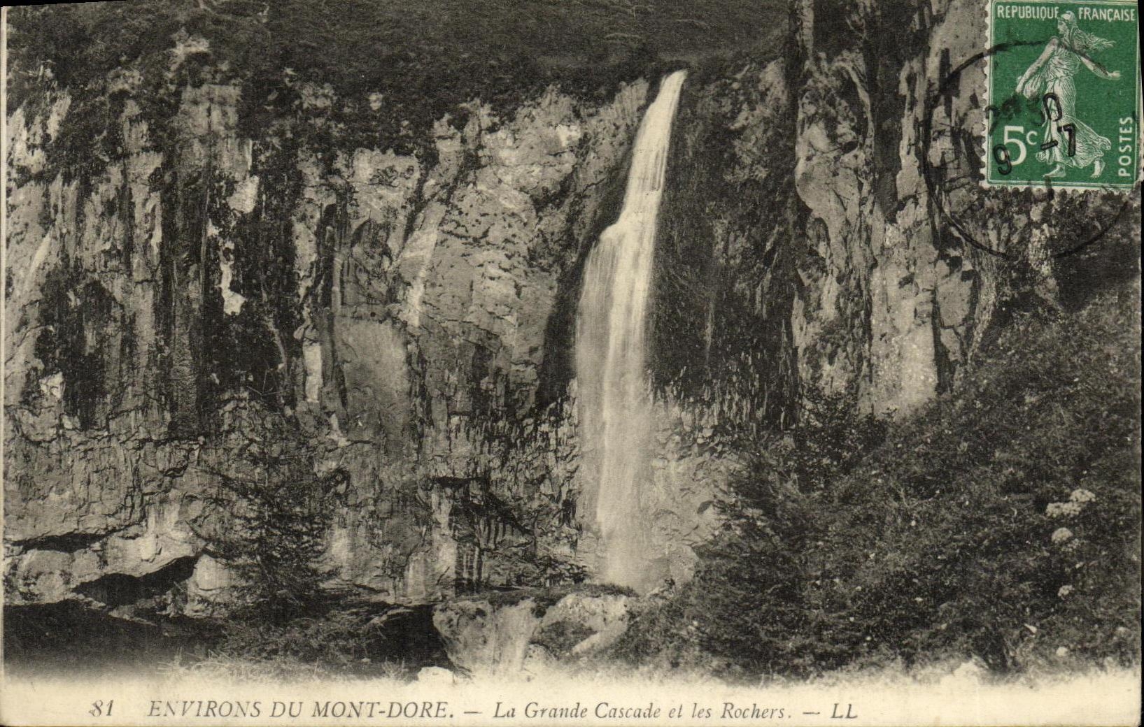VINTAGE POSTCARD the Mount Gilds Tired Large Cascade and the Rocks