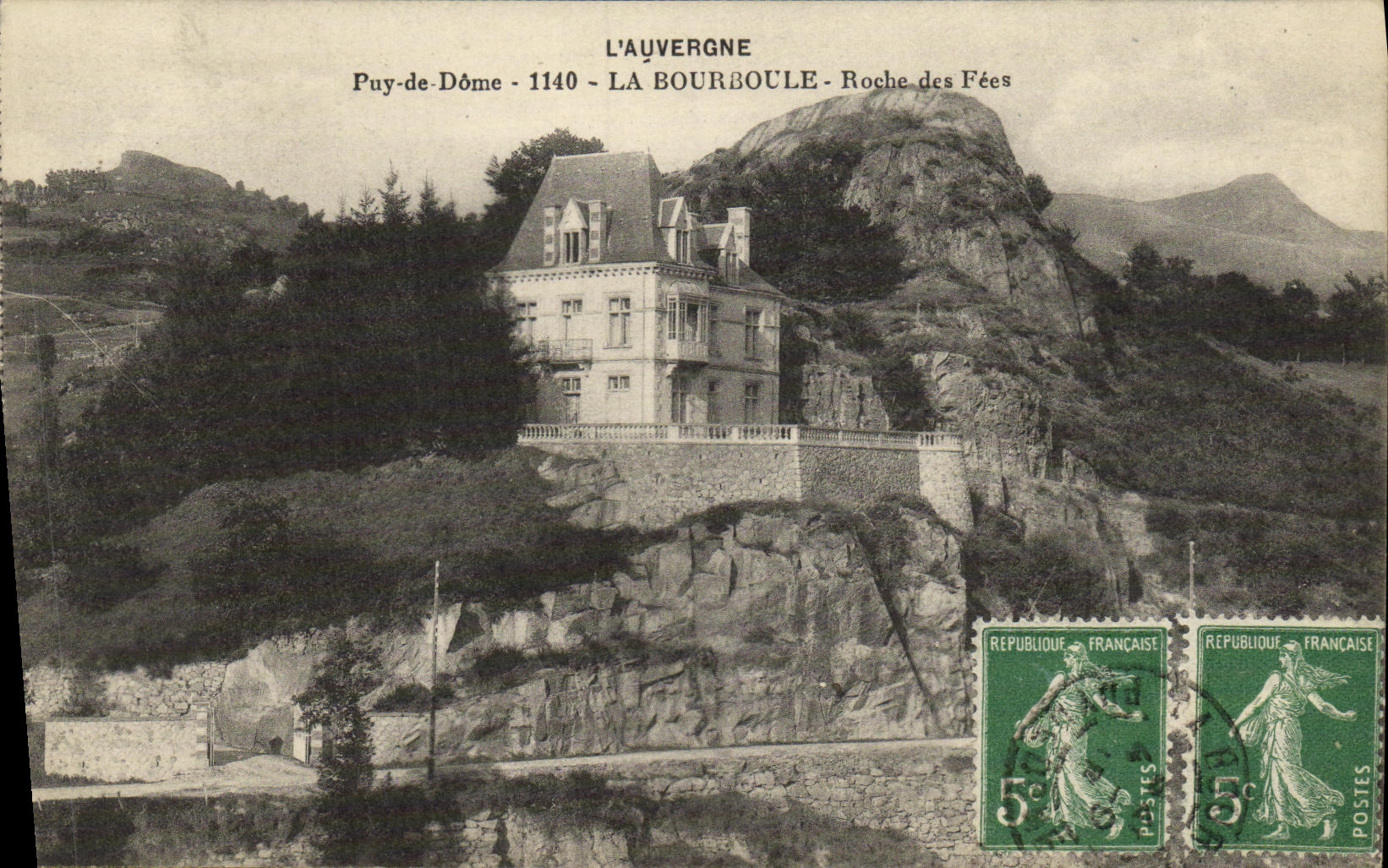 CPA La Bourboule Roche des Fees