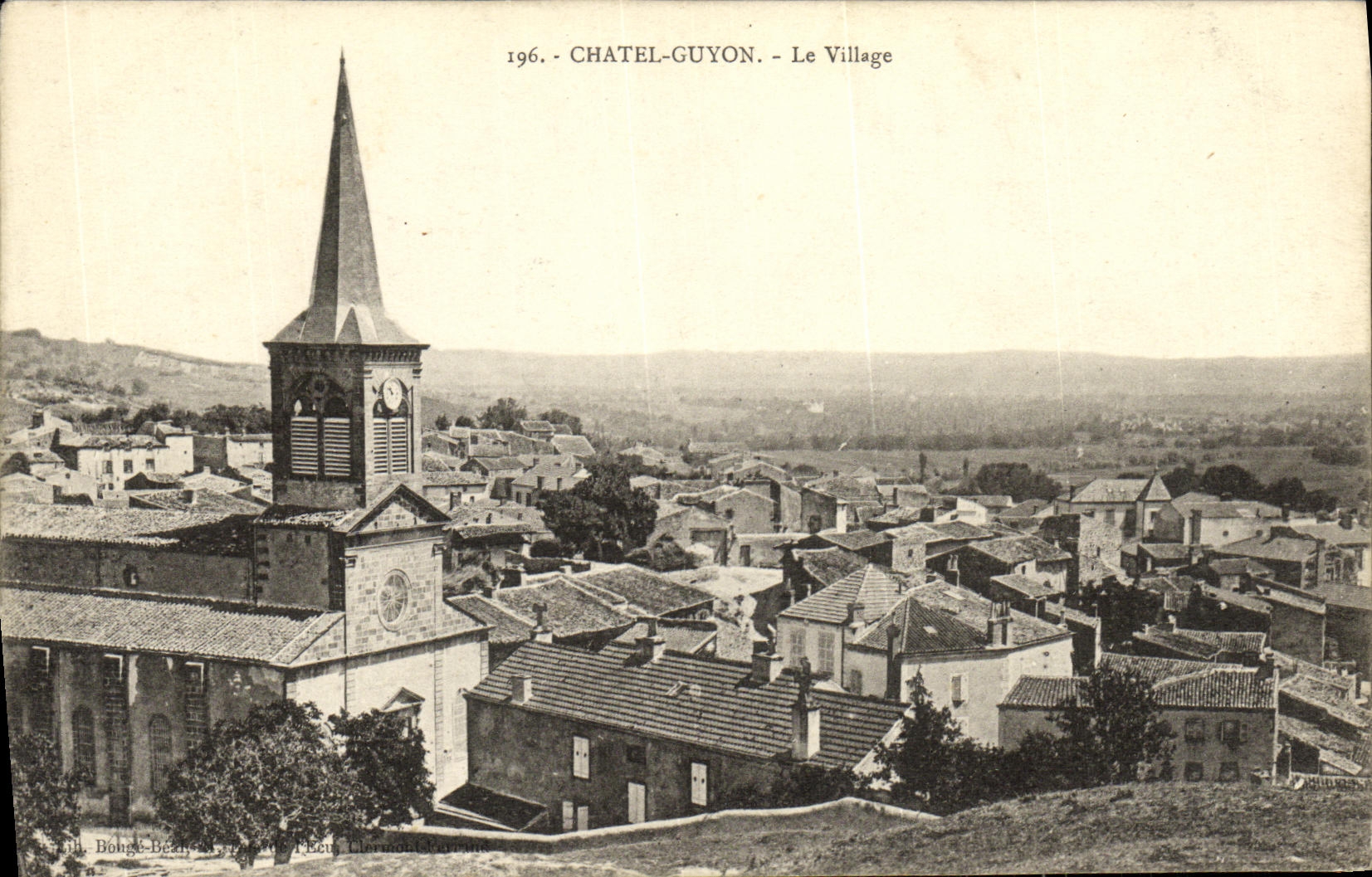 CPA L Auvergne Chatel Guyon Le Village