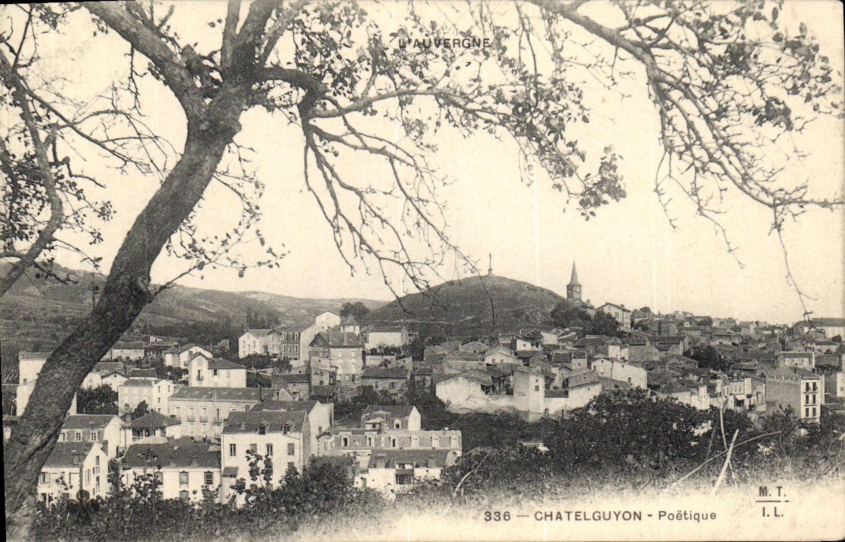 POSTAL L Auvergne poetico Chatelguyon de la VENDIMIA
