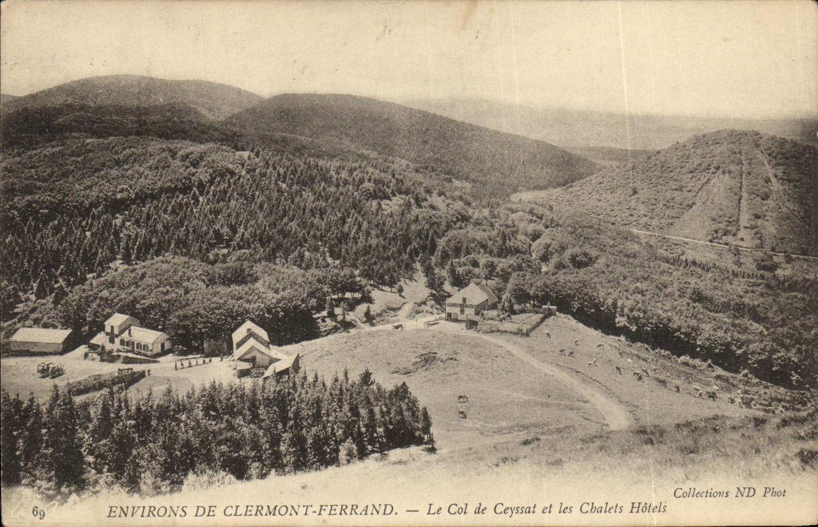 POSTAL Clermont Ferrand de la VENDIMIA el collar de Ceyssat y del hotel de las cabanas del pais