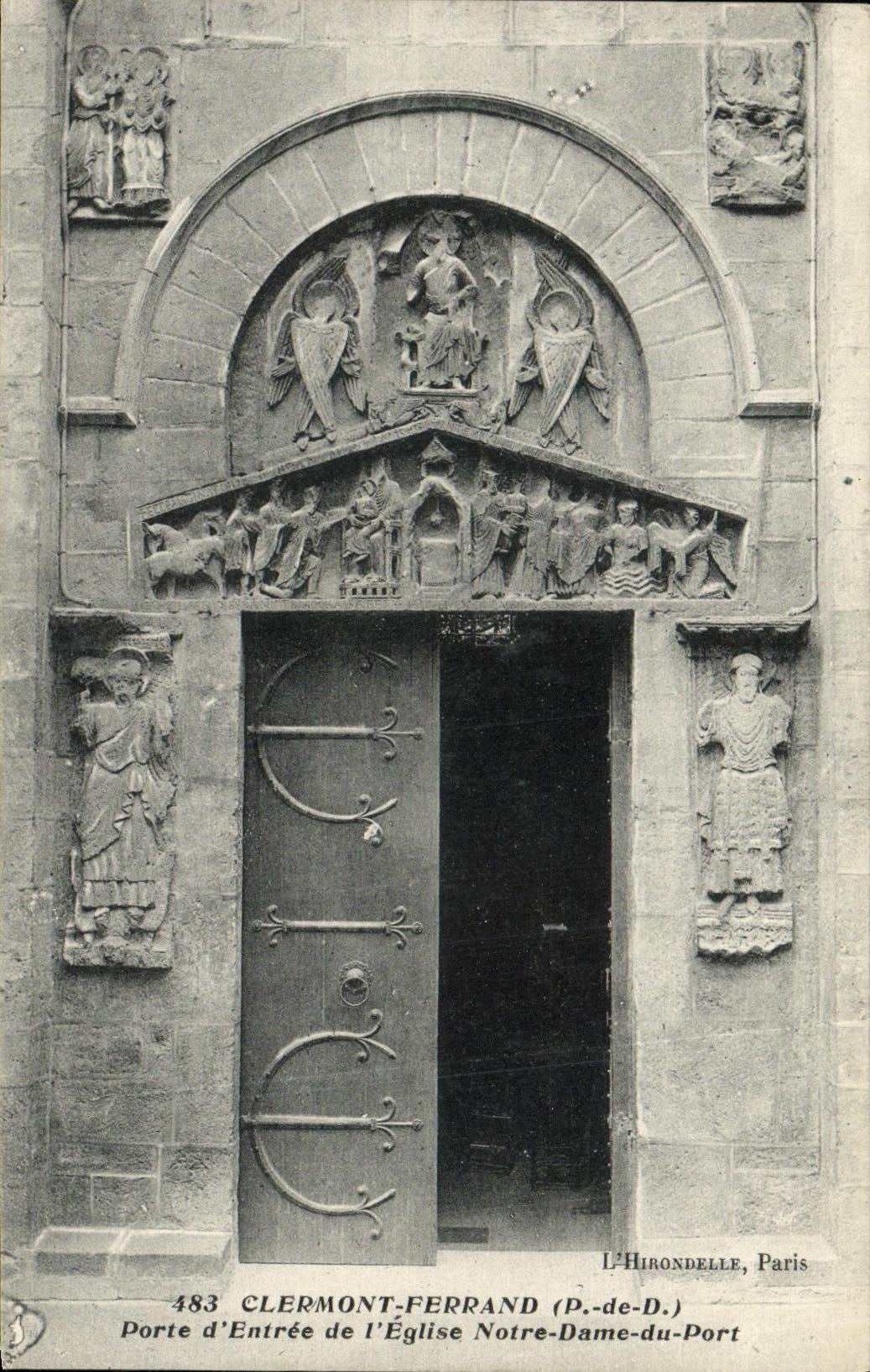 La POSTAL Clermont Ferrand de la VENDIMIA lleva la entrada de D de L iglesia de Notre Dame del puerto
