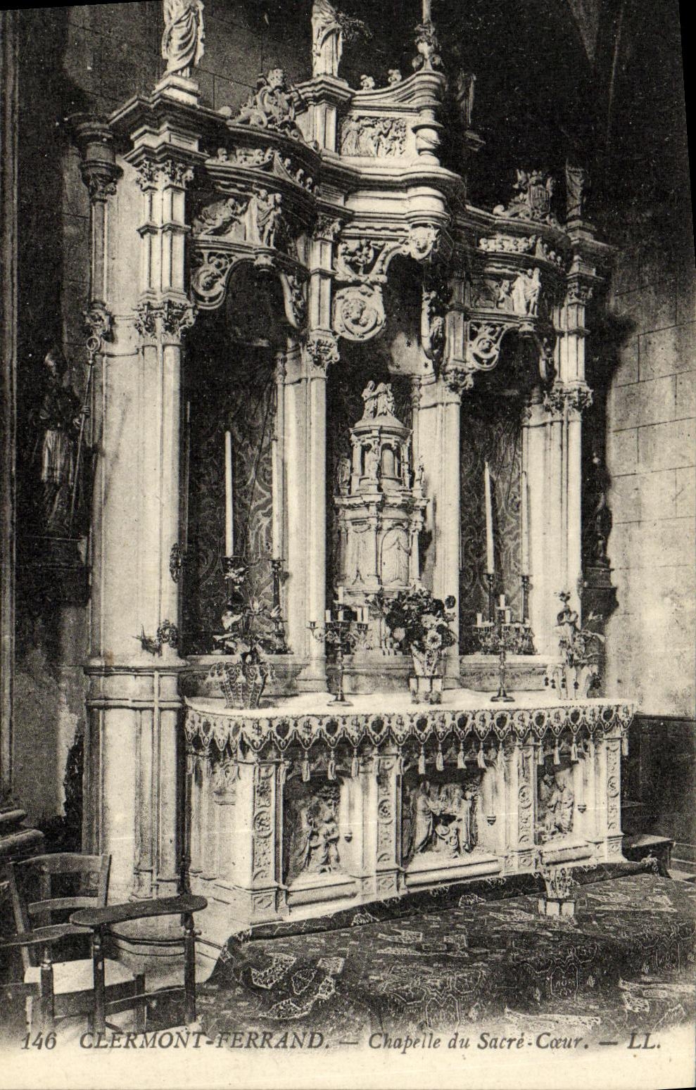 Camara acorazada de Clermont Ferrand de la POSTAL de la VENDIMIA del corazon de la consagracion