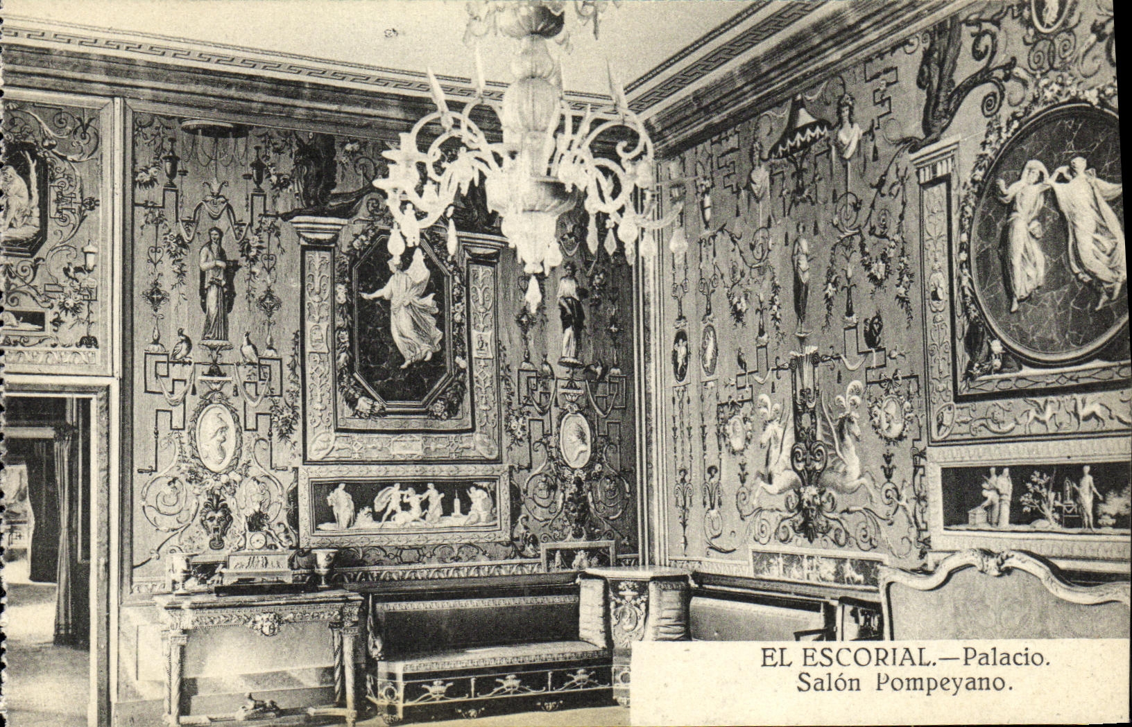 Sala de estar del EL Escorial Palacio Pompeyano de la POSTAL de la VENDIMIA