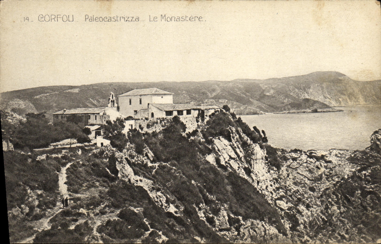POSTAL Corfou Paleocastrizza de la VENDIMIA el monasterio de Grecia