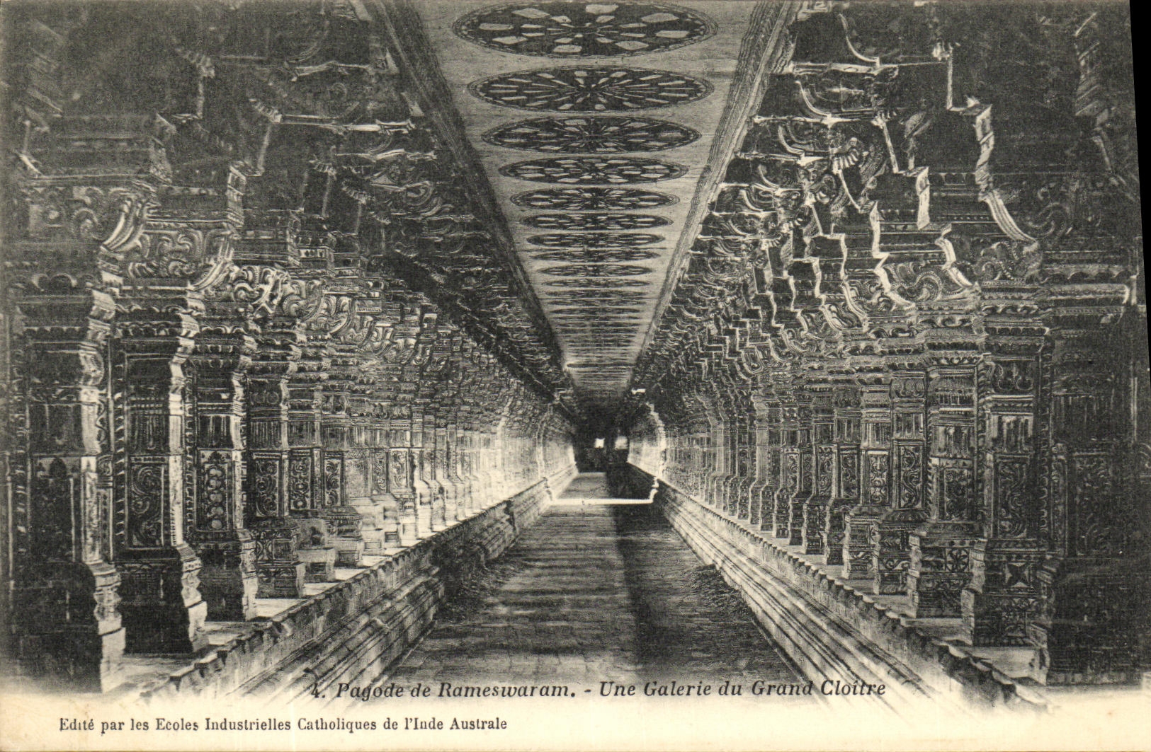 VINTAGE POSTCARD Pagoda of Rameswarm a Gallery of the Large Cloister