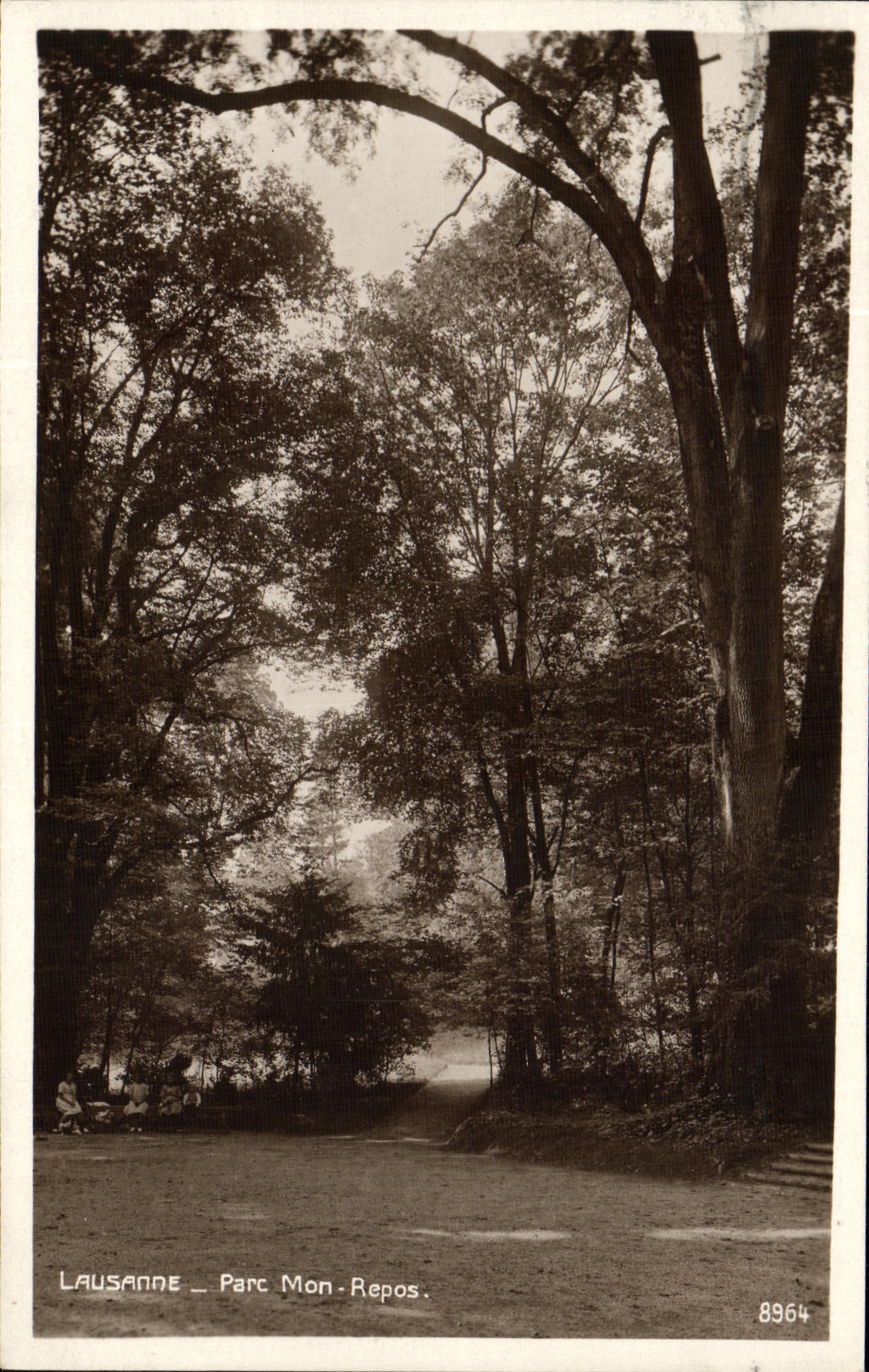 VINTAGE POSTCARD Lausanne Park My Rest