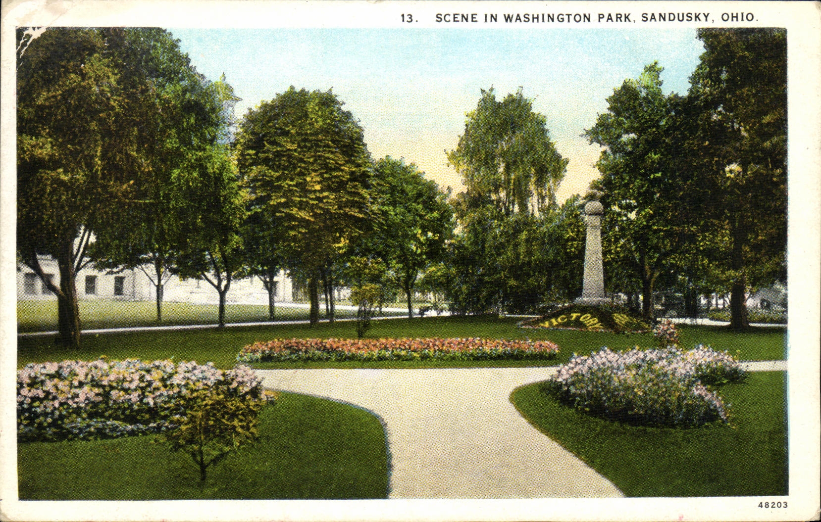 VINTAGE POSTCARD Scene in Washington Park Sandusky Ohio