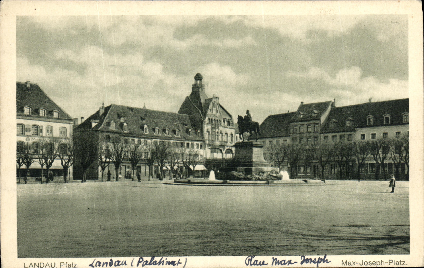 VINTAGE POSTCARD Pfaiz Pram