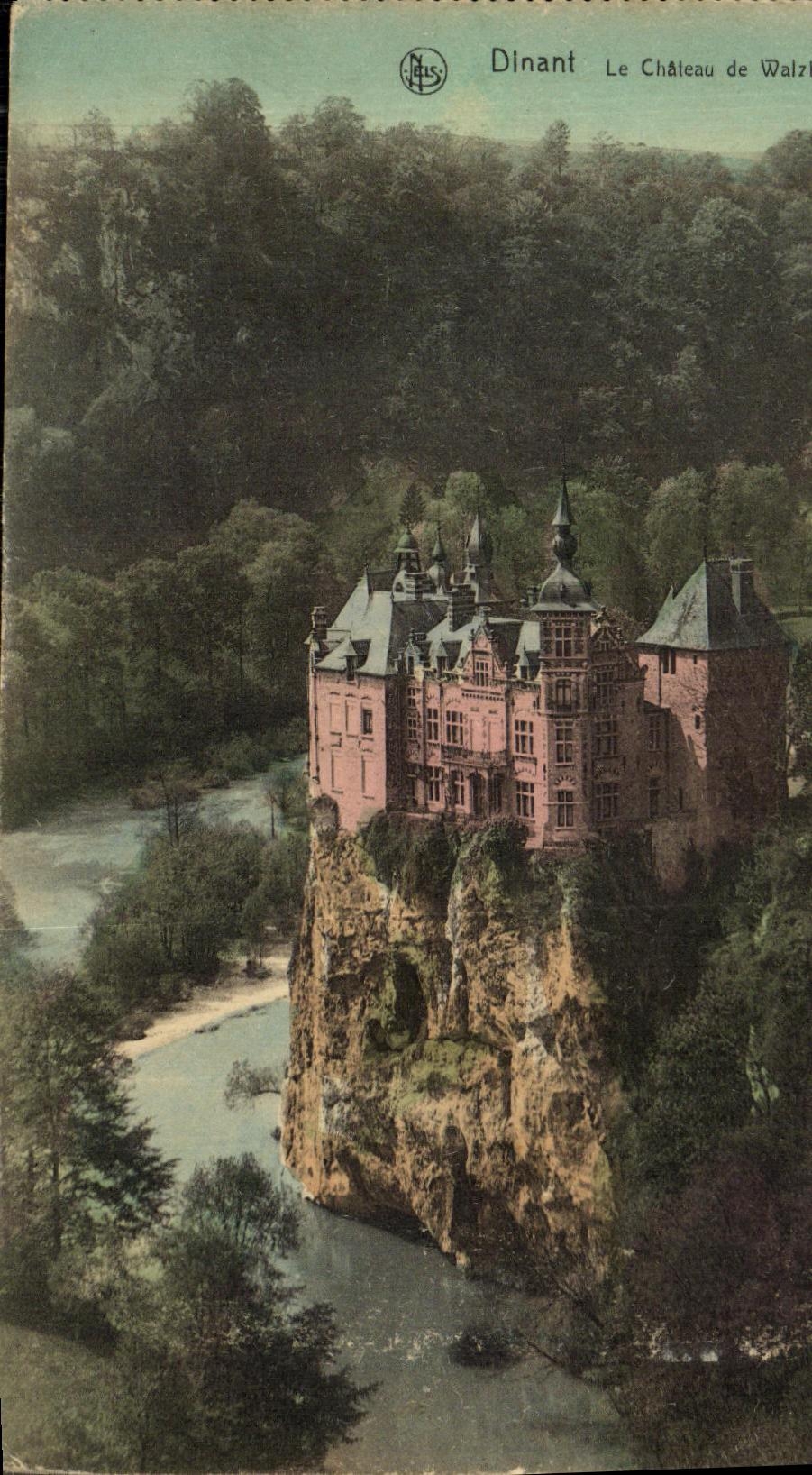 VINTAGE POSTCARD Dining the Castle on Walzin