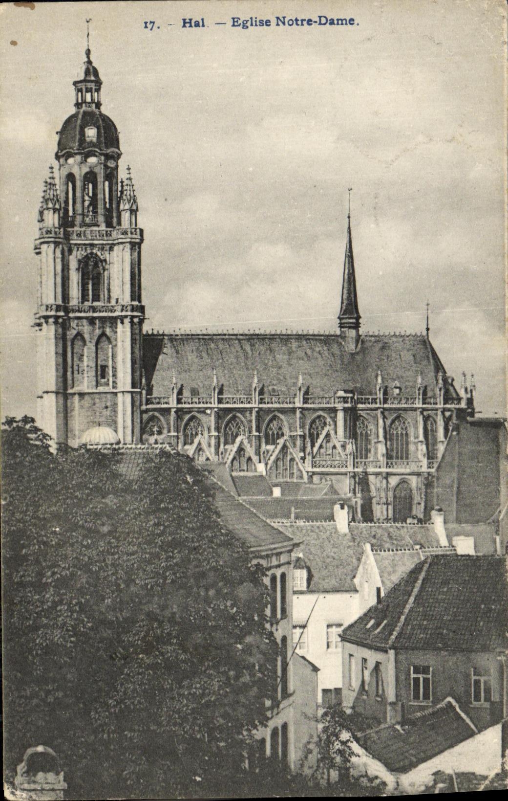 VINTAGE POSTCARD Hall Notre Dame Church