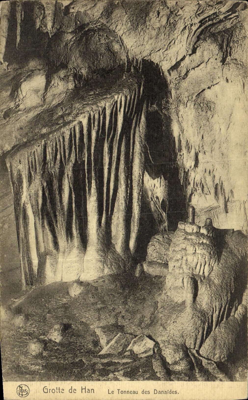 VINTAGE POSTCARD Cave of Han the Barrel of Danaides