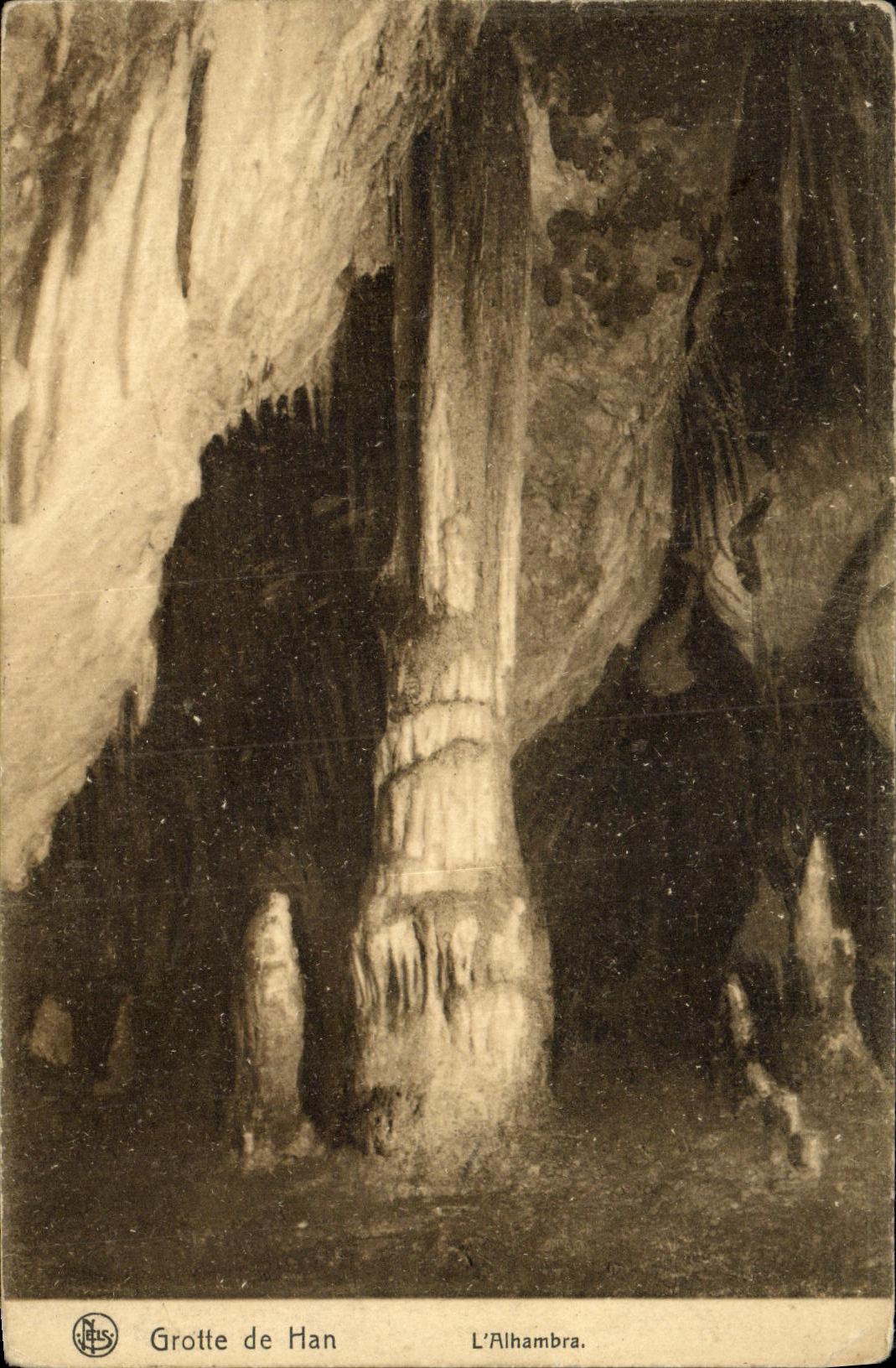 VINTAGE POSTCARD Cave of Han L Alhambra