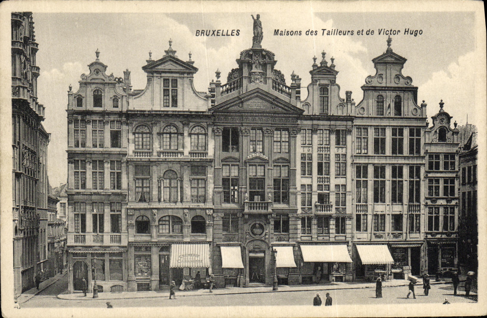 Casas de Bruselas de la POSTAL de la VENDIMIA de los sastres y del Victor Hugo