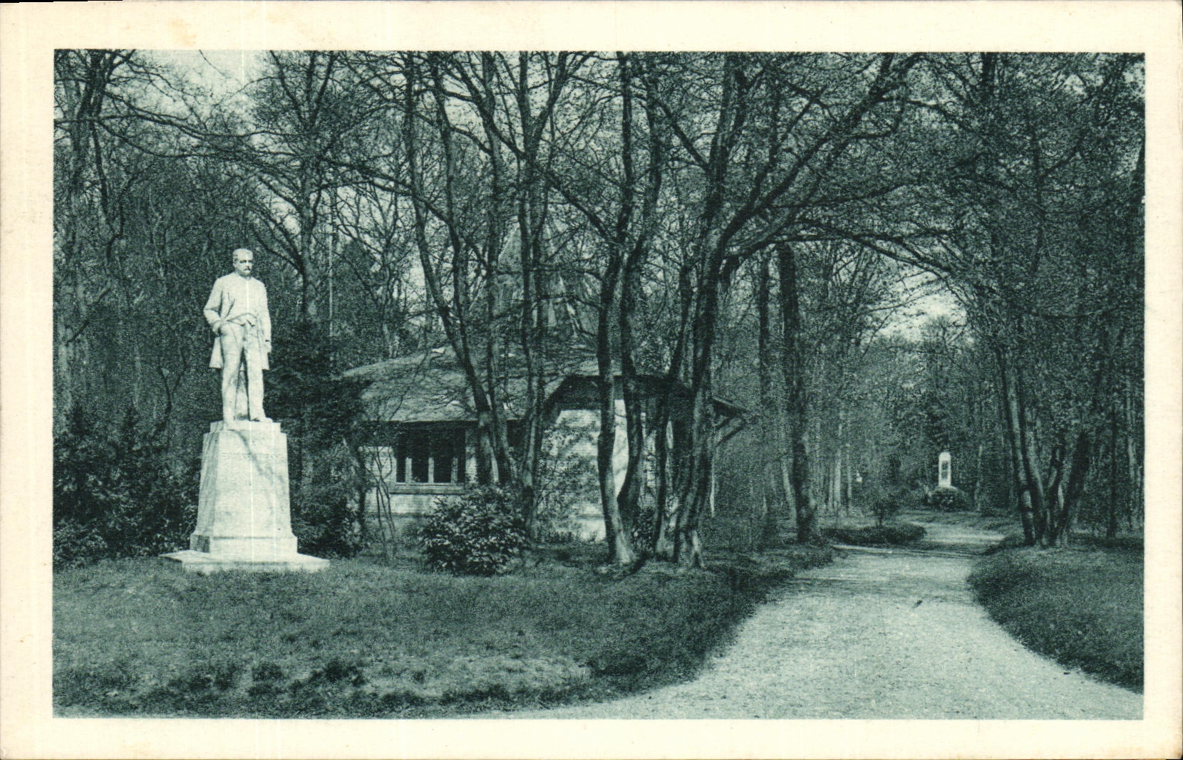 VINTAGE POSTCARD National institute D Colonial Agronomy Indochinese Souvenir Indo China Museum Monument D Eugene Etienne