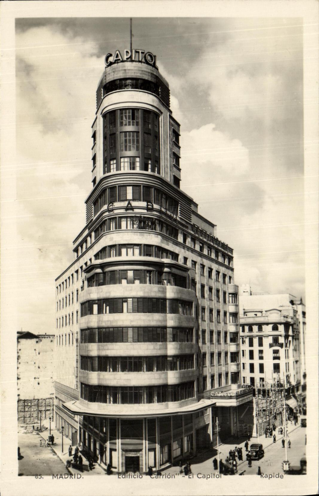 VINTAGE POSTCARD Madrid Paperboard El Capitol