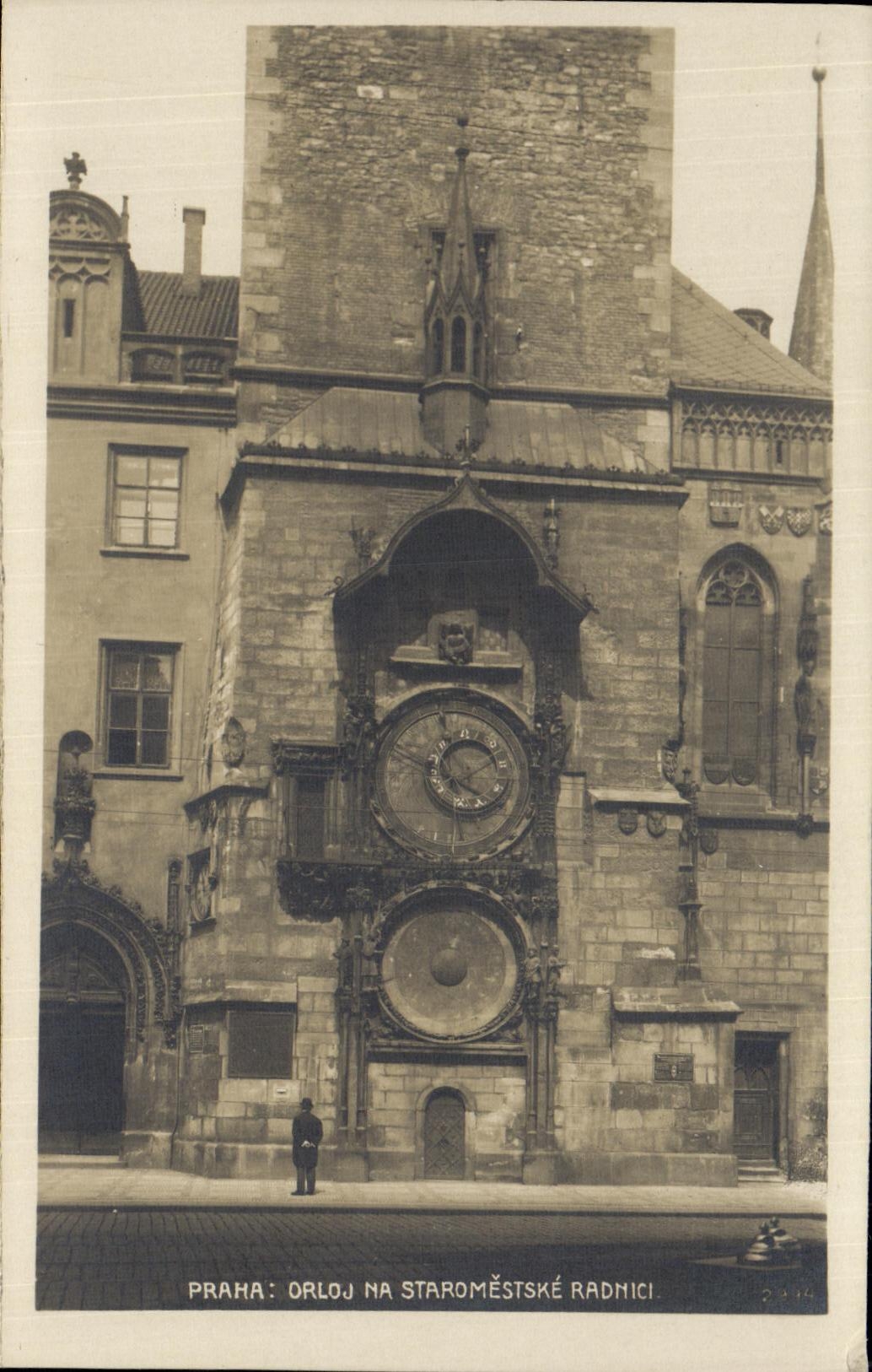 Na Staromestske Radmici de Praga Orloj de la POSTAL de la VENDIMIA