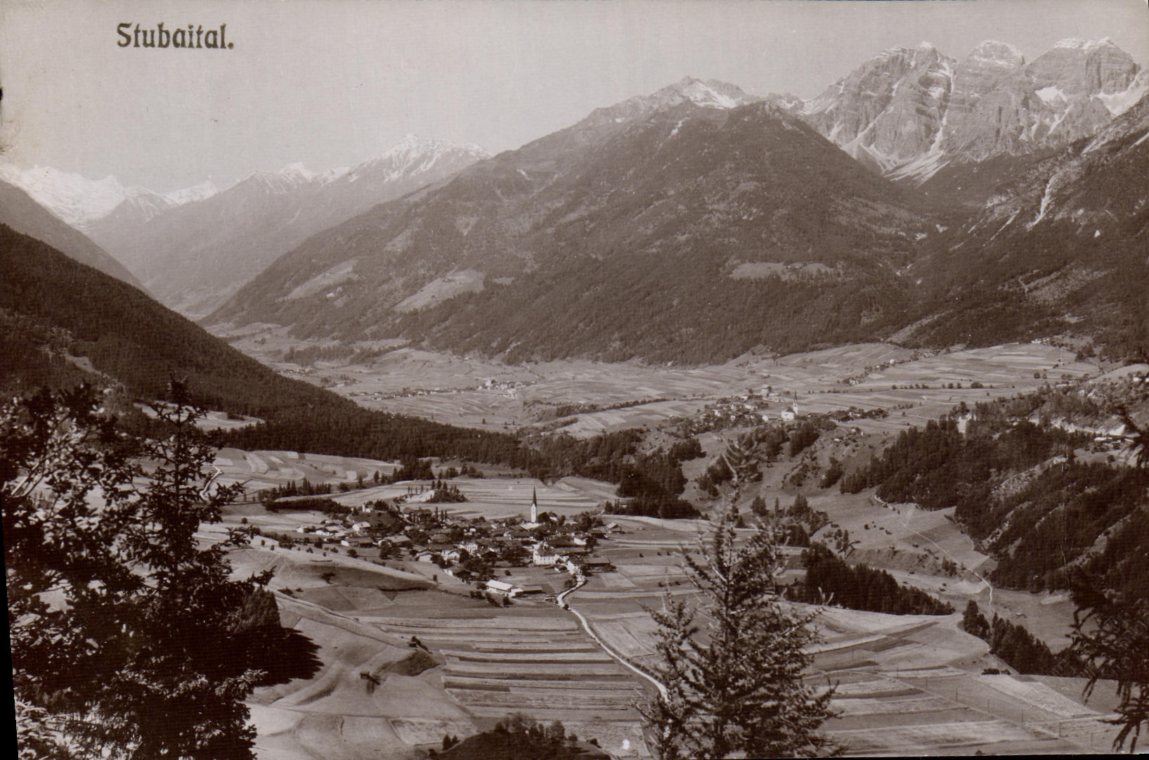 VINTAGE POSTCARD Stubaital