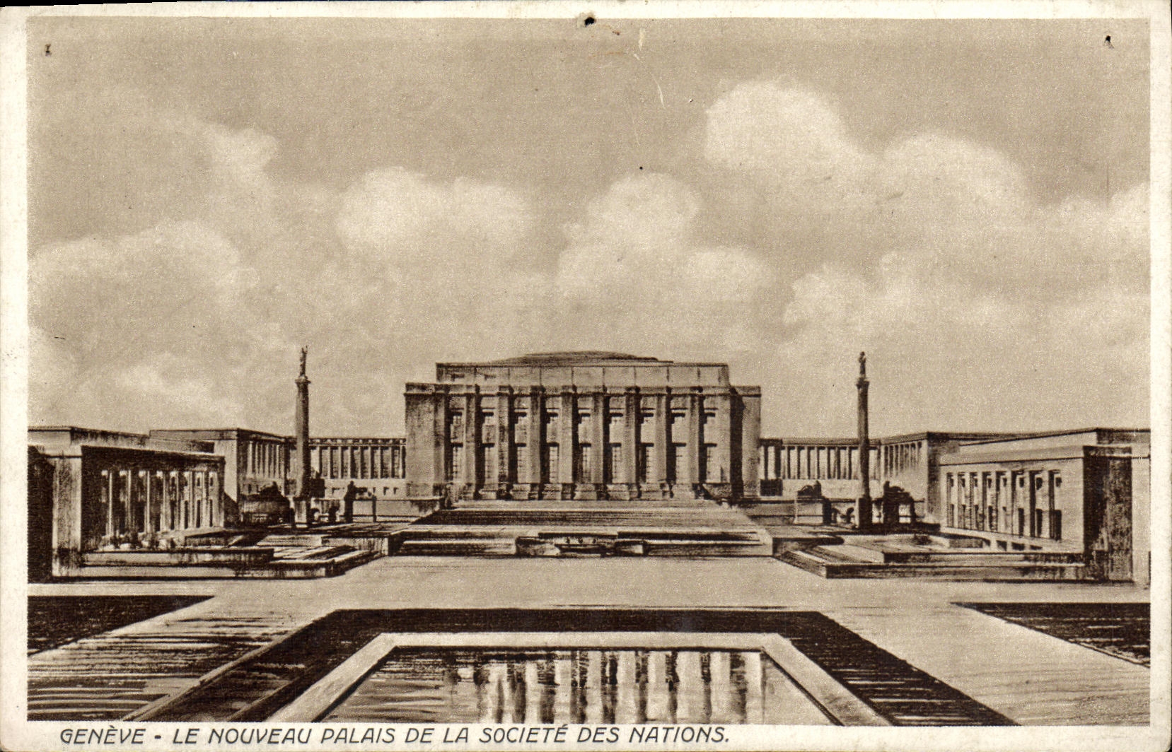 VINTAGE POSTCARD Geneva the New Palate Of the Company Of the Nations