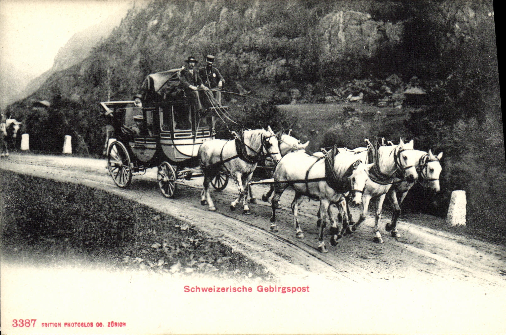 VINTAGE POSTCARD Schweiserische Gebirgspost Conveys of station Chevaux Switzerland Facteur