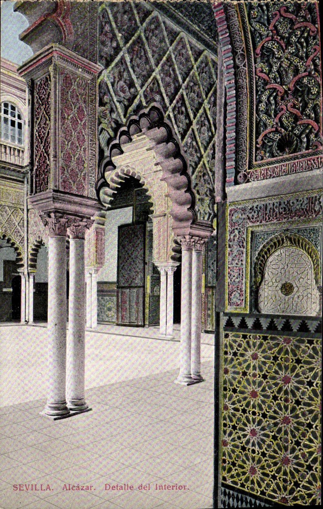 VINTAGE POSTCARD Sevilla Alcazar Packs up del Interior