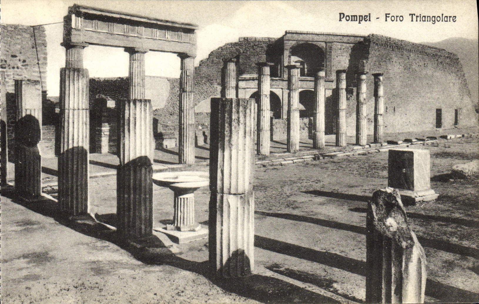 POSTAL Pompeya Foro Triangolare de la VENDIMIA