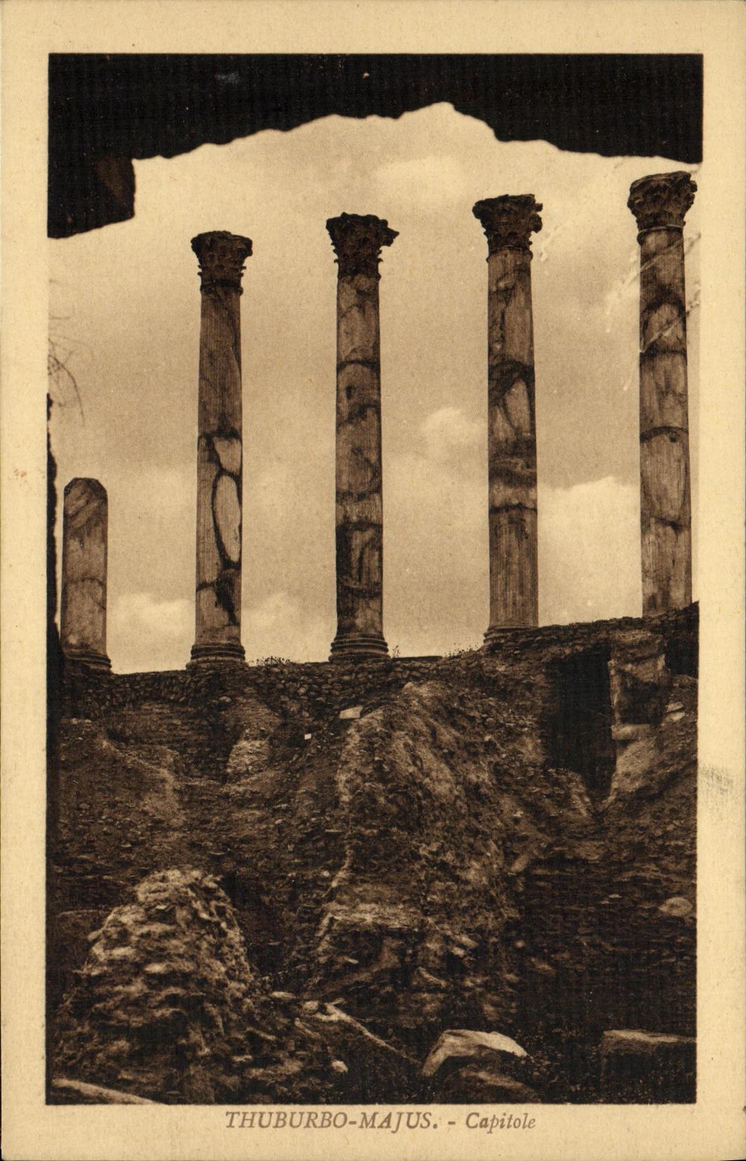 VINTAGE POSTCARD Thuburbo Majus Capitole