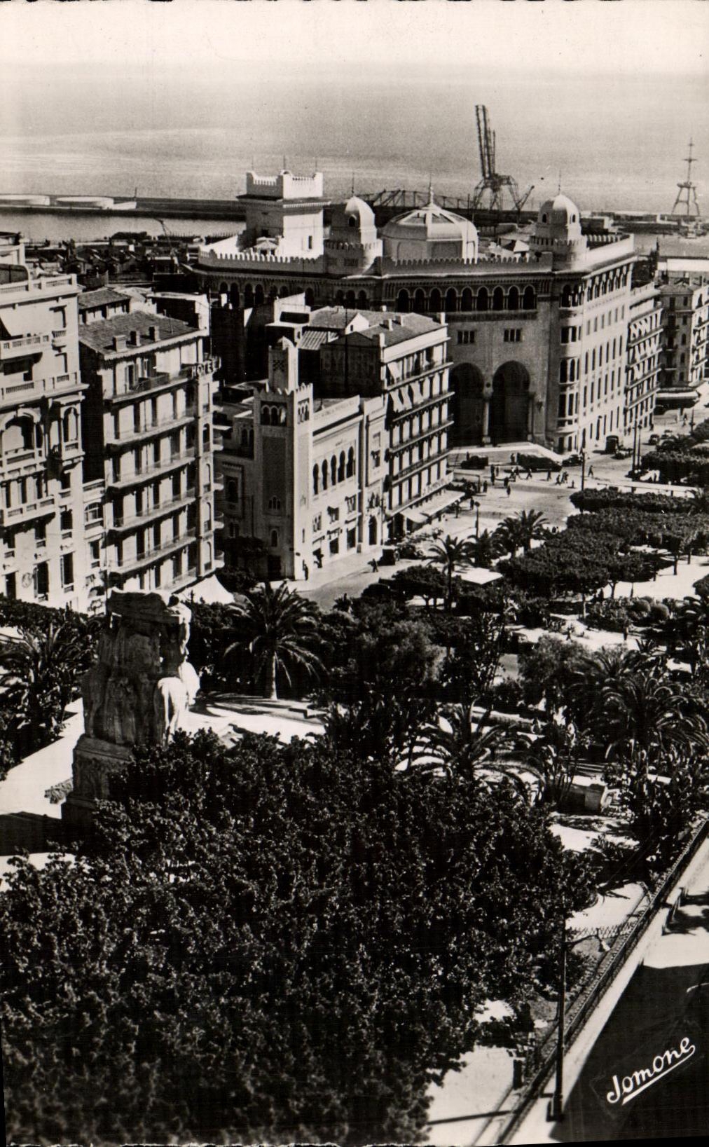 Bulevar de Argel Laferriere de la POSTAL de la VENDIMIA