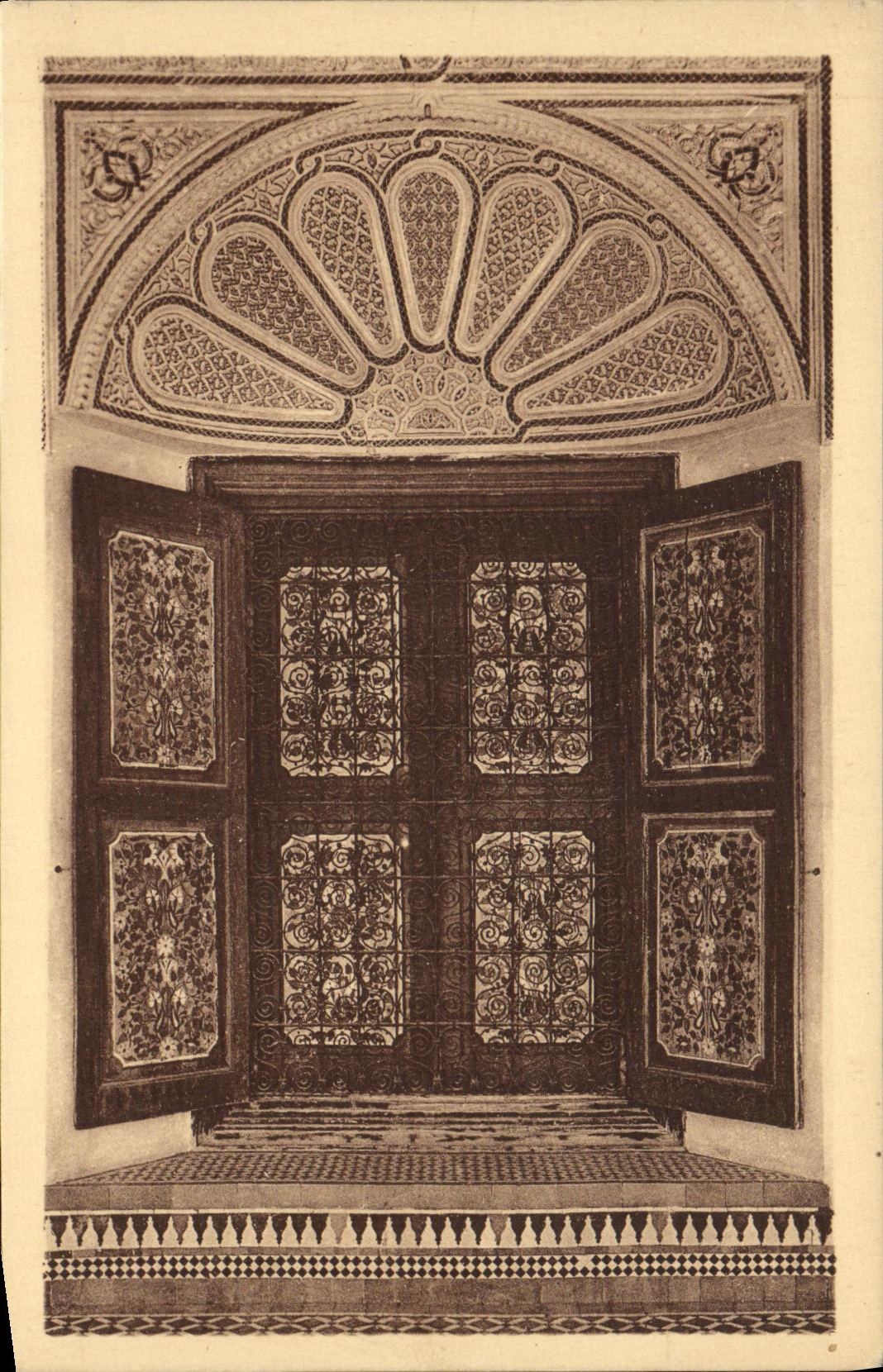 VINTAGE POSTCARD Marrakech a Window of the Palate of Bahia