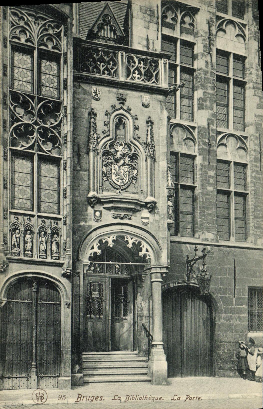 VINTAGE POSTCARD Bruges Bibliothdque the Gate