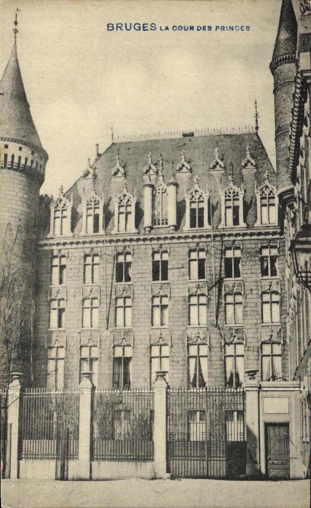 VINTAGE POSTCARD Bruges Court of Princes