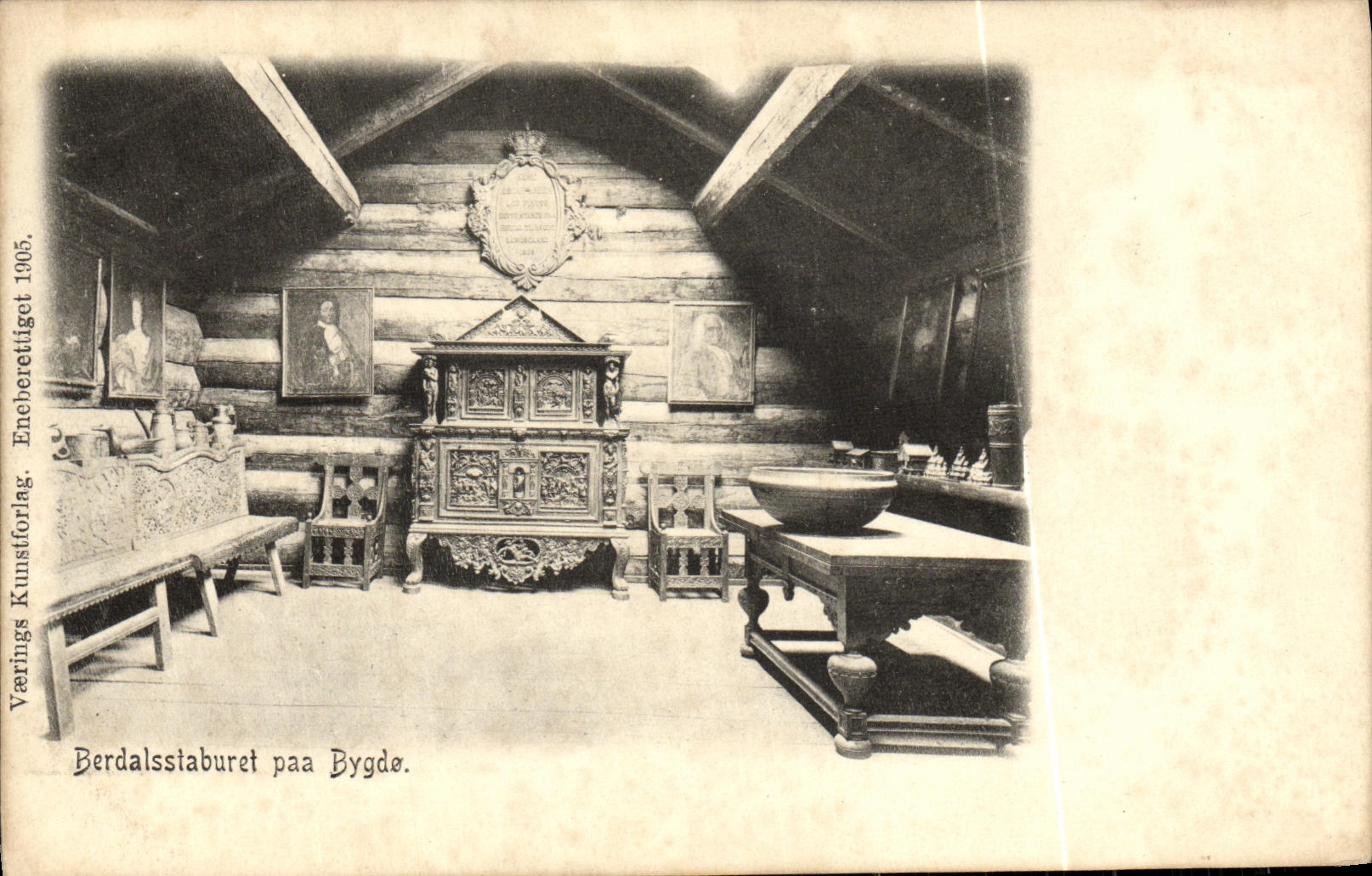 CPA Berdalsstaburet Paa Bygde