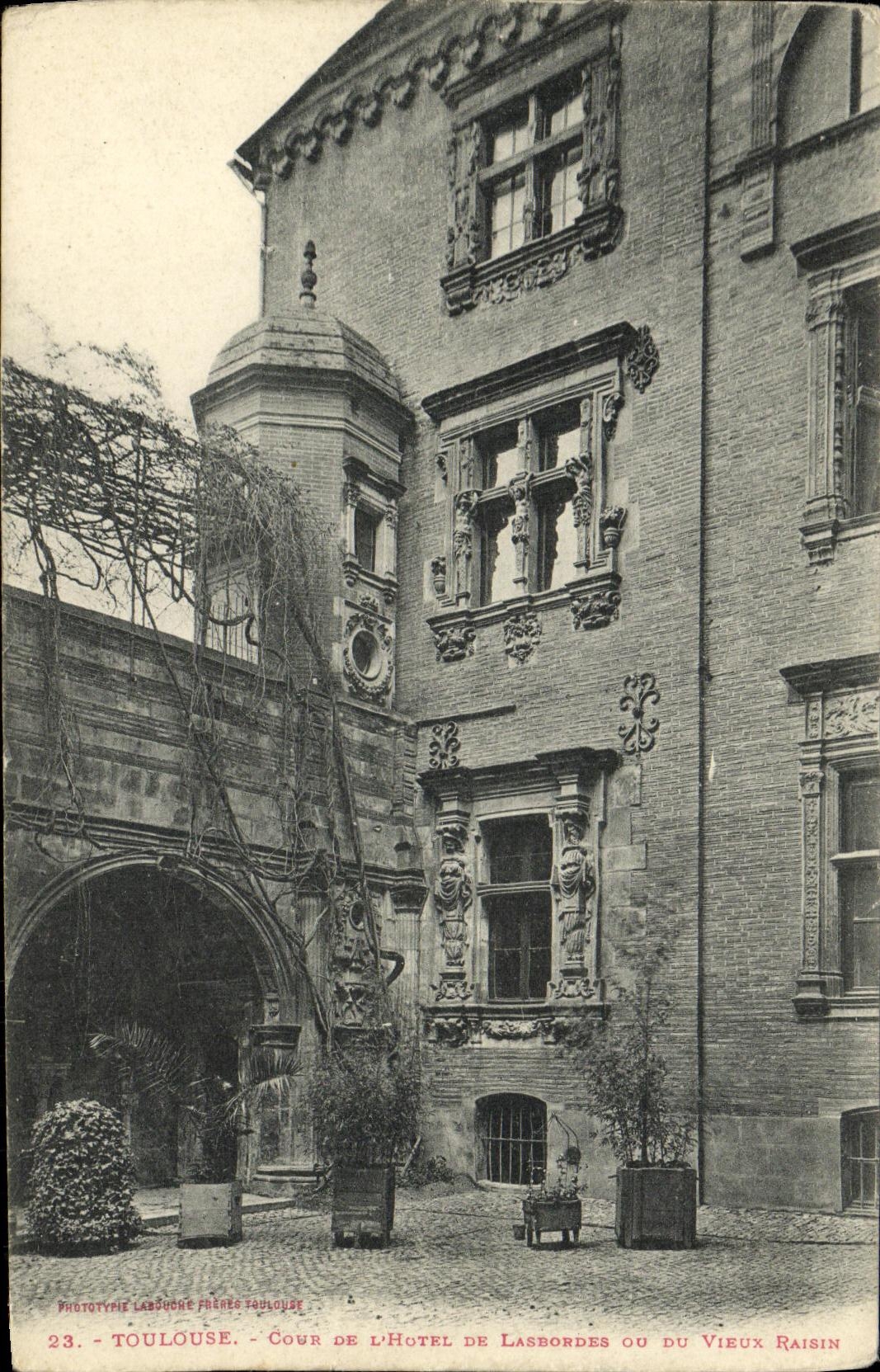 Corte de Toulouse de la POSTAL de la VENDIMIA de L Hotel De Lasbordes o la uva vieja
