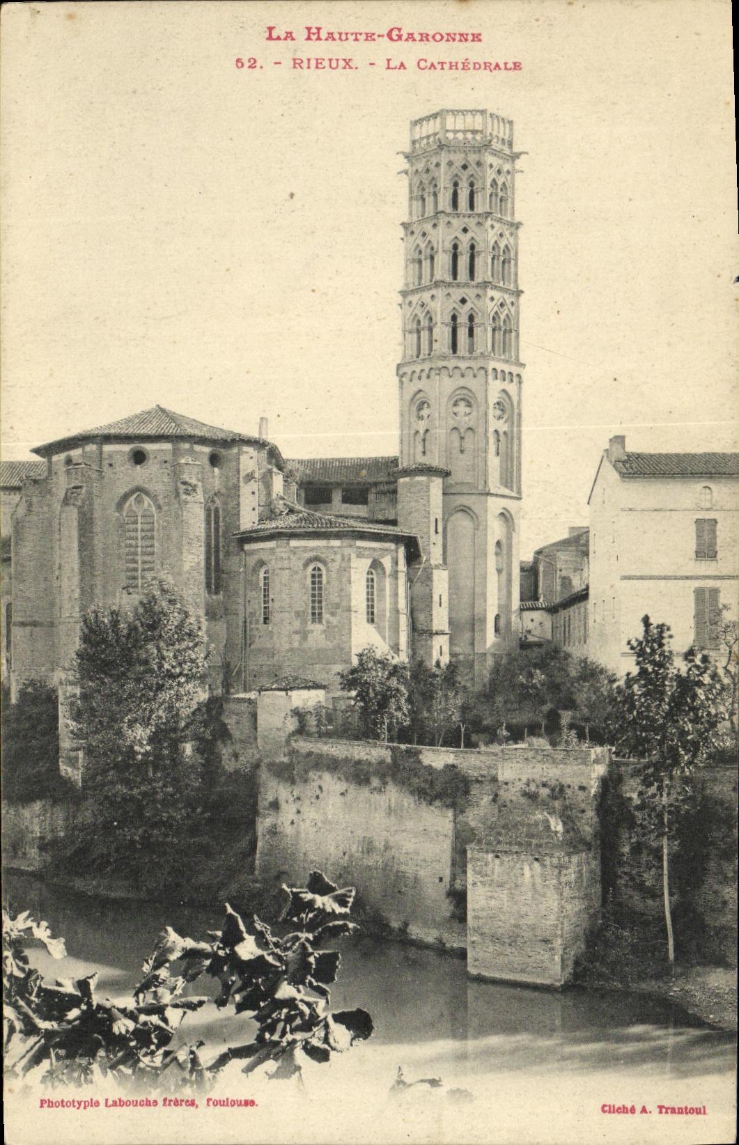 VINTAGE POSTCARD Rieux the Cathedral
