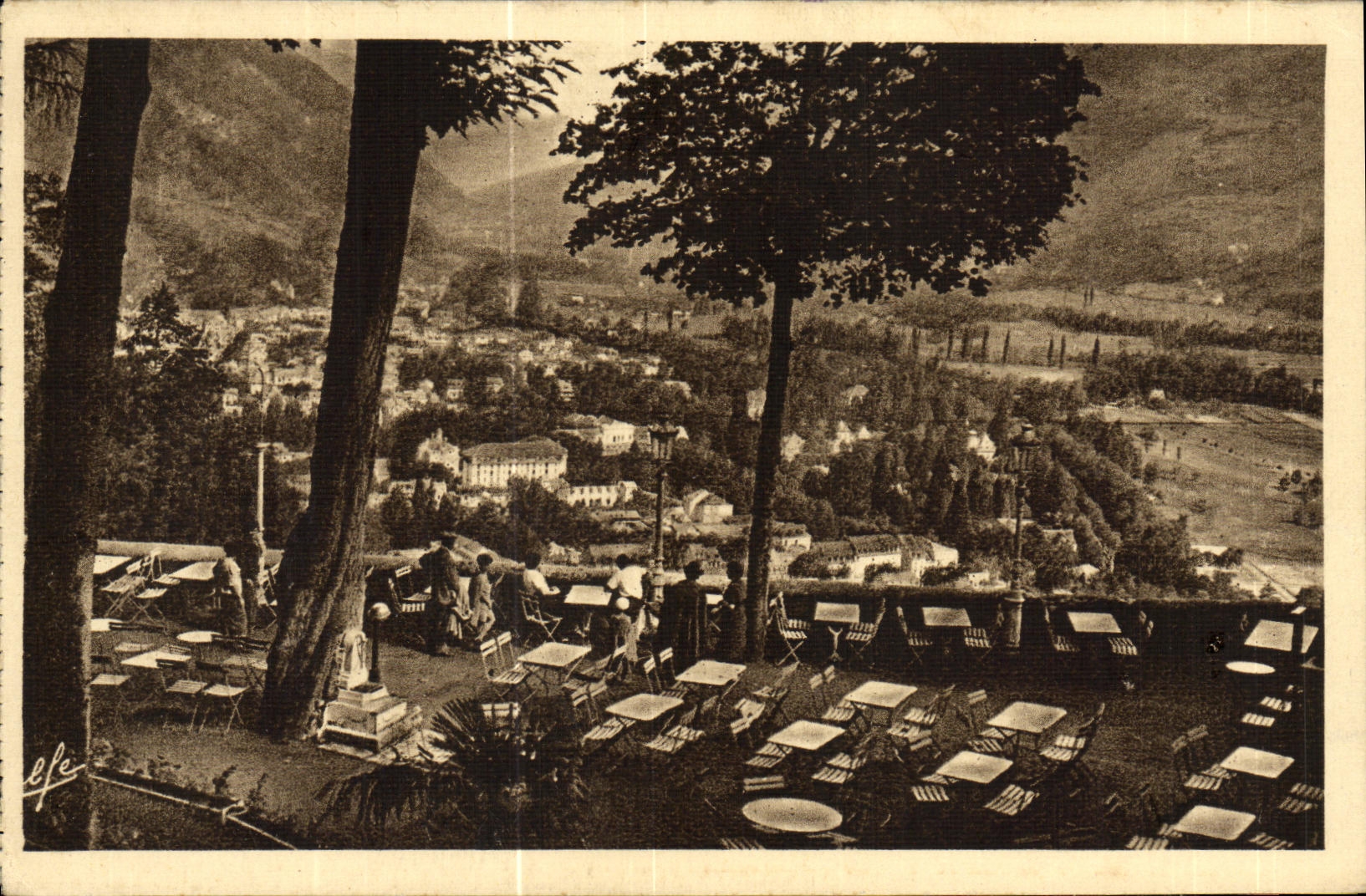 VINTAGE POSTCARD Luchon the thatched cottage seen of the terrace