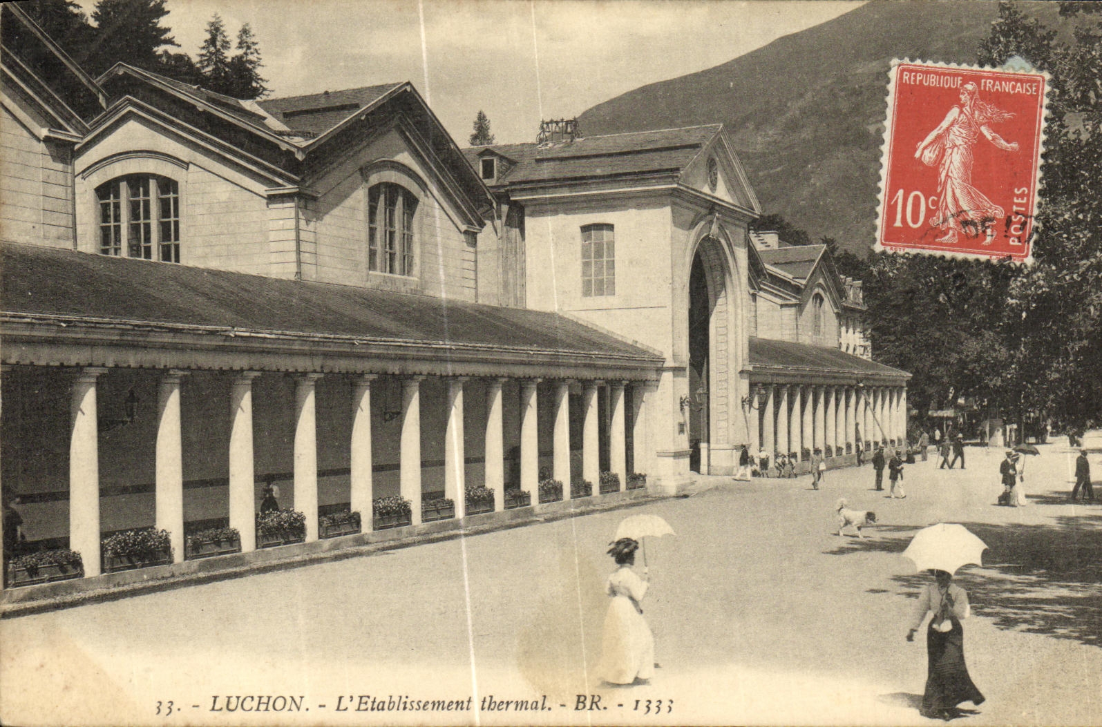 VINTAGE POSTCARD Luchon L Tbermal Establishment