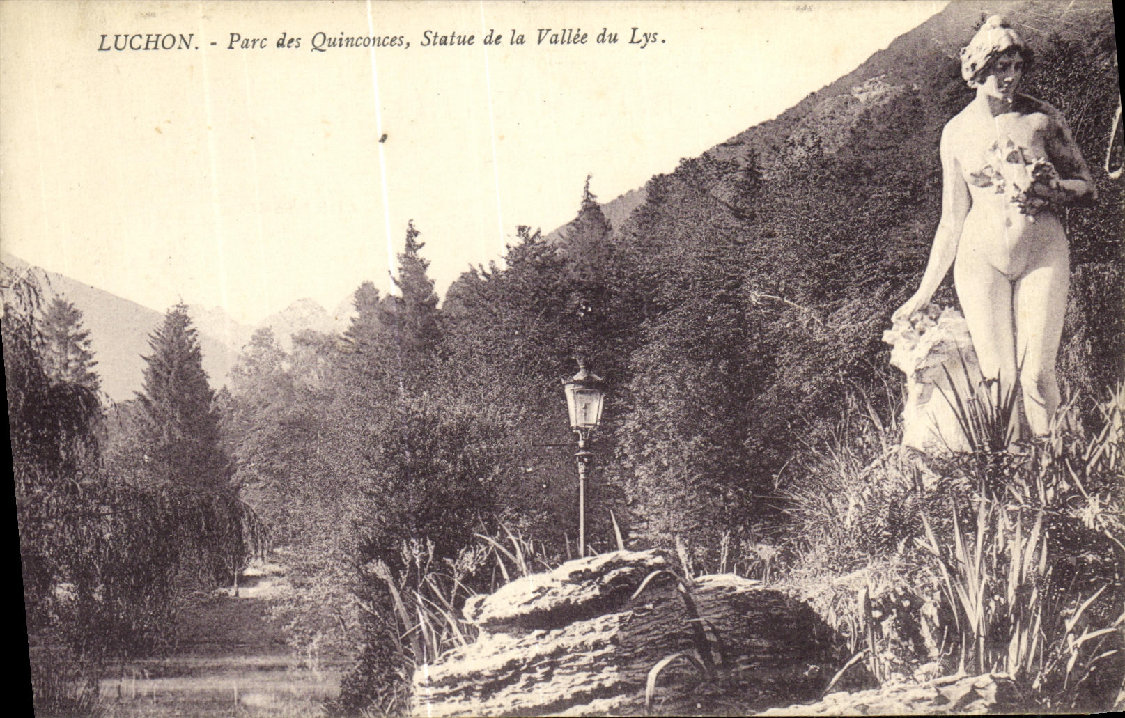 VINTAGE POSTCARD Luchon Parc of the Quincunxes Rules of the Valley of the Lily