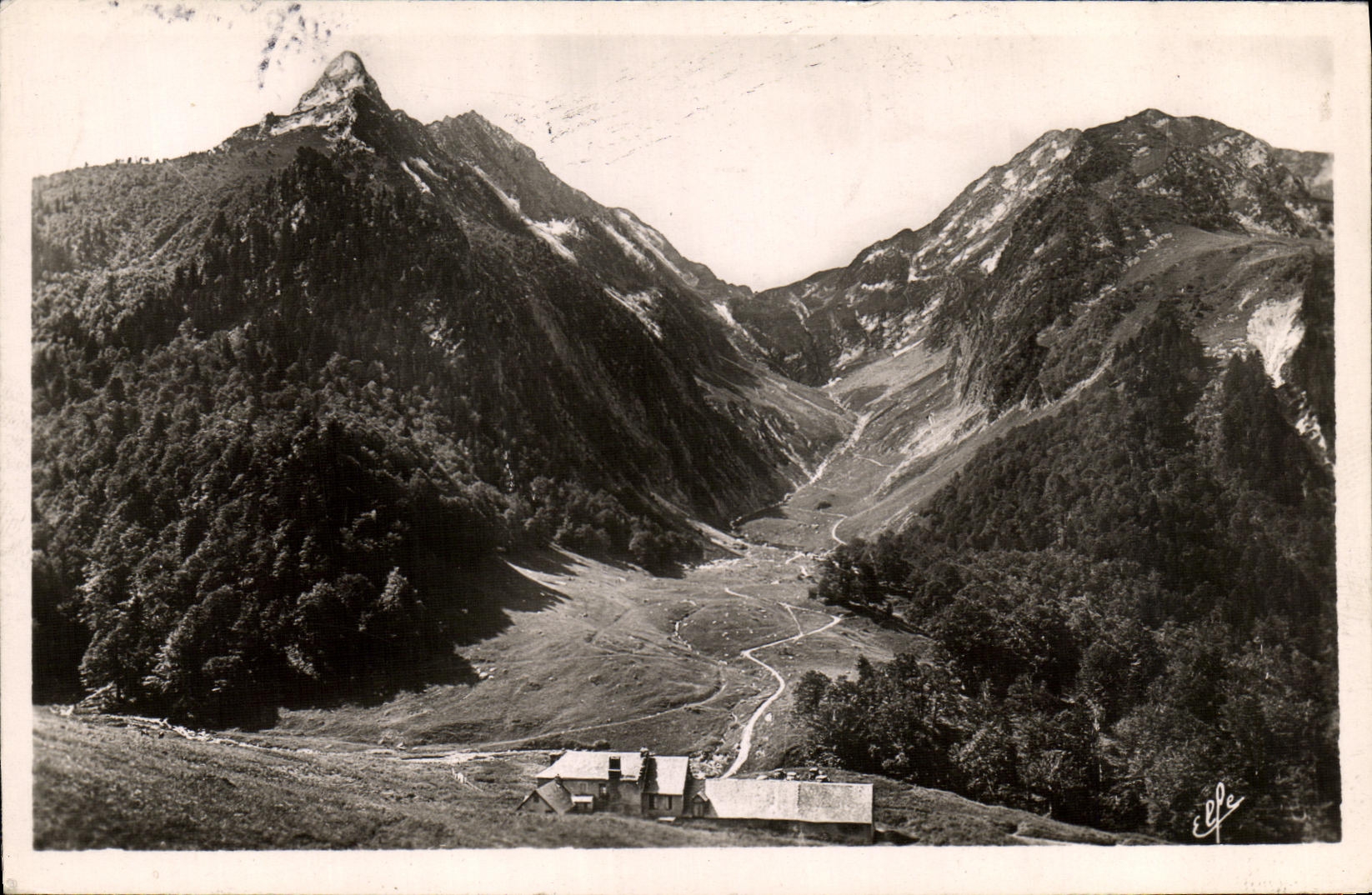 VINTAGE POSTCARD Luchon L Old people s home and the Port of Venasque