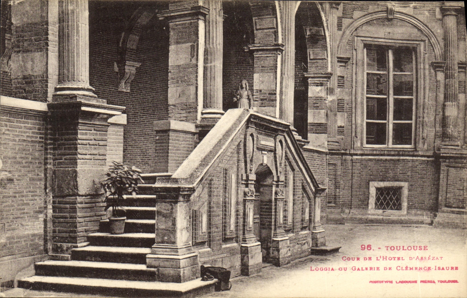 Corte de Toulouse de la POSTAL de la VENDIMIA de L logia del hotel D Assezat y galeria de Clemence Isaure
